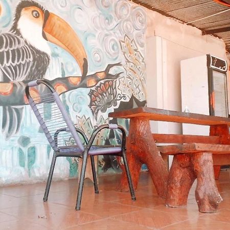 Хостел Alojamiento Picaflor Iguazu Пуерто-Іґуасу Екстер'єр фото